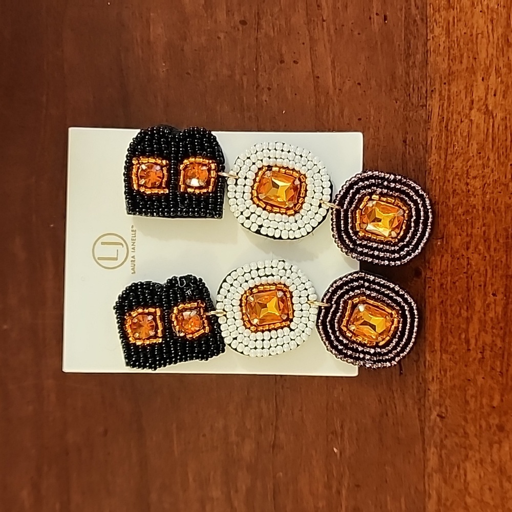 Laura Janelle BOO earrings NWT